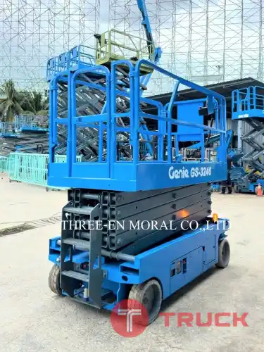 รถกระเช้า Scissor Lift Genie GS-3246