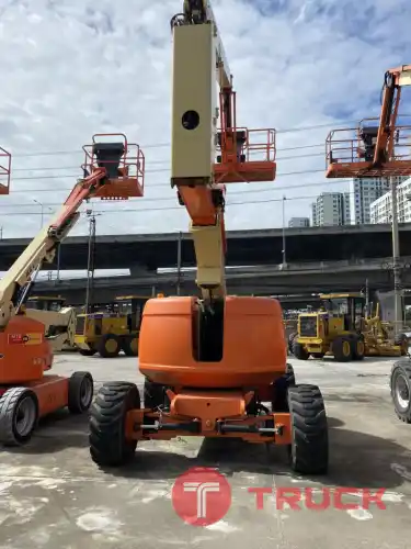 ขายรถกระเช้า JLG บูมข้อศอก 600AJ สูง 18.47 เมตร มือสอง