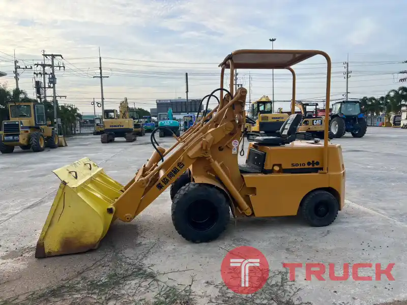 KOMATSU SD10 นำเข้าจากญี่ปุ่น สภาพพร้อมใช้งาน LINE ID @sangenjp โทร 089-0080077,089-0050007,086-0044333,065-8844400 www.sangenjp.com www.nmc99.com