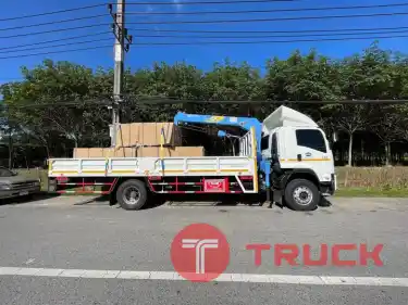 เจ้าของขายเอง 1.85 ล้าน Isuzu 6ล้อ ปี64 ท้าย8 เมตร เฮี้ยบ3ตัน4 ปลอก เลขไมล์ 5,xxx kg วิ่งน้อย