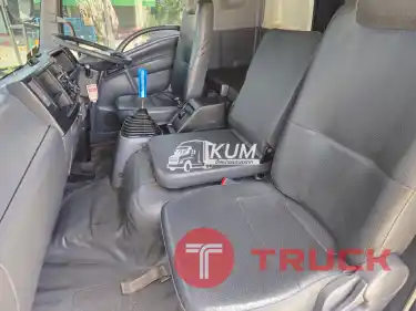 สิบล้อตู้สิบบาน Isuzu FVM 300 แรง ปี 60