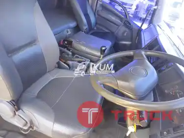 สิบล้อตู้สิบบาน Isuzu FVM 240 แรง ปี 56