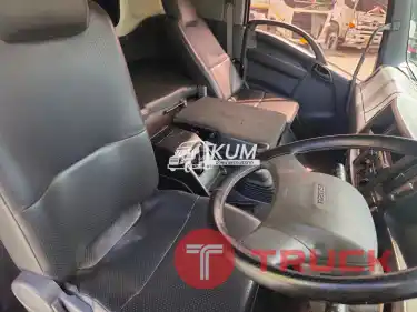 หกล้อตู้สิบบาน Isuzu FTR 240 แรง ปี 62