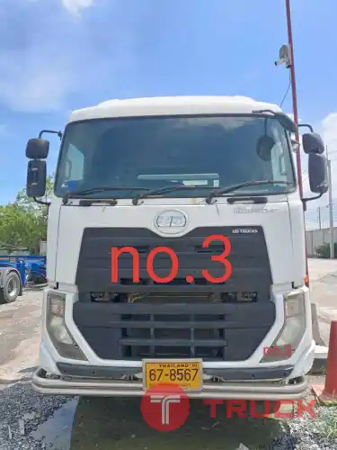 ขายรถบรรทุก 10 สิบล้อ พื้นเรียบ พ่วงลูก 378 แรงม้า ปี 60 UD TRUCK