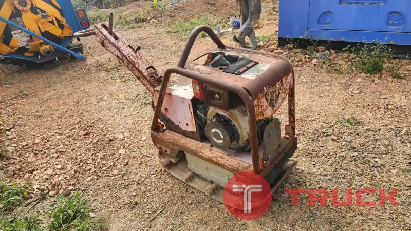 ขาย เครื่องตบดิน yanmar เครื่องดีเชล เก่าญี่ปุ่น ประหยัดน้ำมัน พร้อมใช้งาน แรงบดอัดดี