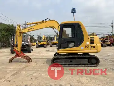 KOMATSU PC70-7E นำเข้าจากญี่ปุ่น สภาพพร้อมใช้งาน LINE ID @sangenjp โทร 089-0080077,089-0050007,086-0044333,065-8844400 www.sangenjp.com www.nmc99.com