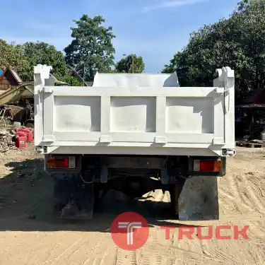 รถหกล้อดัมพ์ MITSUBISHI FE649