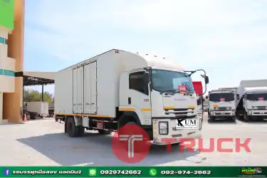 สดลดVAT หกล้อตู้สามบาน ISUZU FTR 240 แรงม้า ปี 64