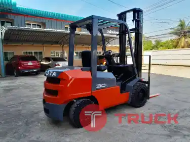 โฟล์คลิฟท์ TOYOTA