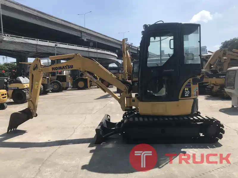 KOMATSU PC30MR-3 นำเข้าจากญี่ปุ่น สภาพพร้อมใช้งาน LINE ID @sangenjp โทร 089-0080077,089-0050007,086-0044333,065-8844400 www.sangenjp.com www.nmc99.com