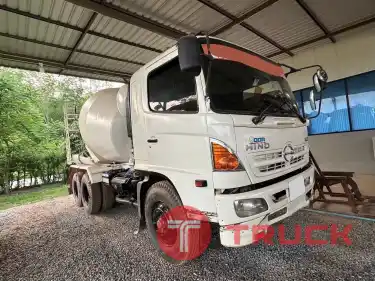 10 ล้อโม่ปูน 2 เพลา 6 คิว