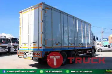 สิบล้อตู้สิบบาน ISUZU FVM 240แรงม้า ปี 56 .4822