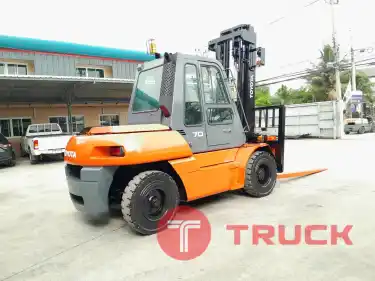 โฟล์คลิฟท์ TOYOTA 7 ตัน