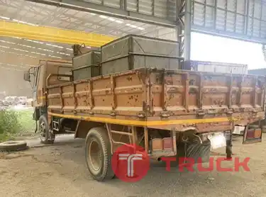 รถบรรทุก 6ล้อ Isuzu พร้อมเครน 1 ตัน Isuzu- รับซื้อรถบรรทุก ทุกสภาพ