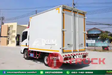 4 ล้อตู้ 2 บาน ISUZU NLR 104แรงม้า ปี 63 .2855