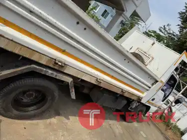 ขายรถบรรทุกของ 6ล้อ ดั๊มพ์ปี2007พ.ศ.2550 Isuzu สีขาว NKR 71 LY 52E