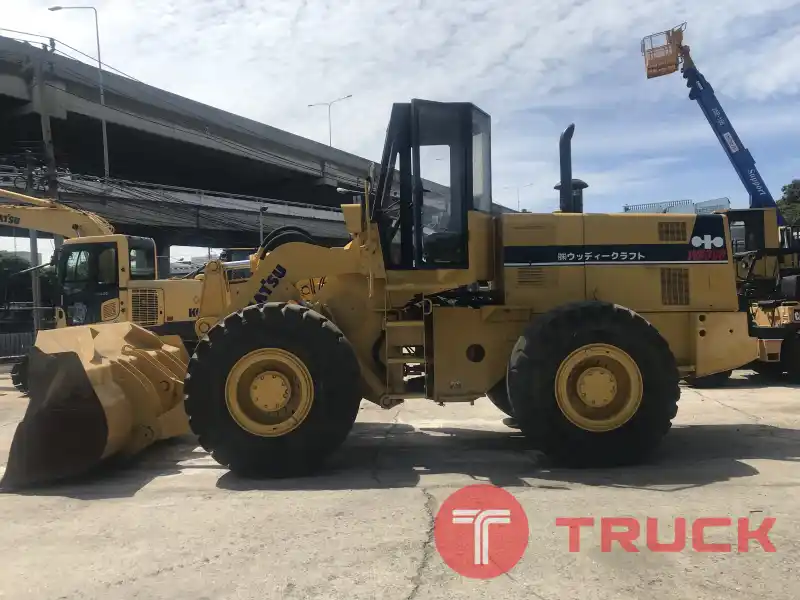 KOMATSU 530 นำเข้าจากญี่ปุ่น สภาพพร้อมใช้งาน LINE ID @sangenjp โทร 089-0080077,089-0050007,086-0044333,065-8844400 www.sangenjp.com www.nmc99.com