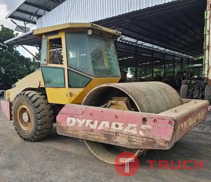 รถบด 20 ตันDYNAPAC CA602