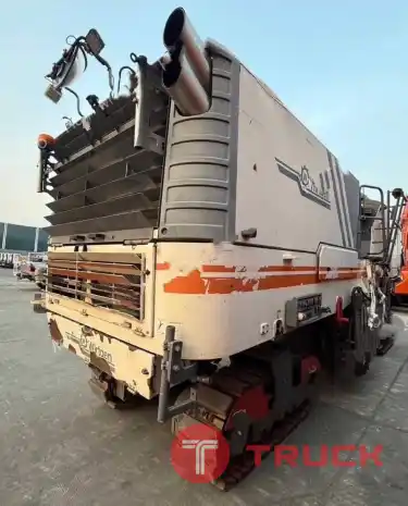 รถกัดถนน Milling recycling Wirtgen w220