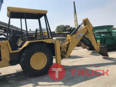 รถตักหน้าขุดหลัง JCB 3CX พร้อมใช้งาน สอบถามที่คุณชัญญา 0658844400