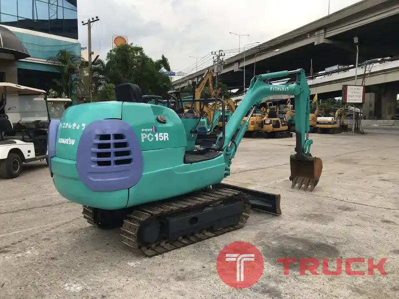 รถขุดมือสอง KOMATSU PC15R-8 พร้อมทำงาน สอบถามเพิ่มเติมที่คุณชัญญา 0658844400
