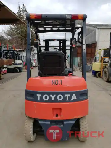ขายฟอร์คลิฟท์ TOYOTA รถยกไฟฟ้าแบบนั่งขับ โมเดล 7FBH15 ขนาด 1.5 ตัน