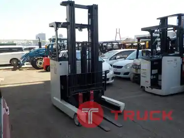 รถฟอร์คลิฟท์ไฟฟ้านั่งขับ TOYOTA 8FB15 รุ่นล่าสุด ปี 2019 ยกสูง 4 เมตร sideshift
