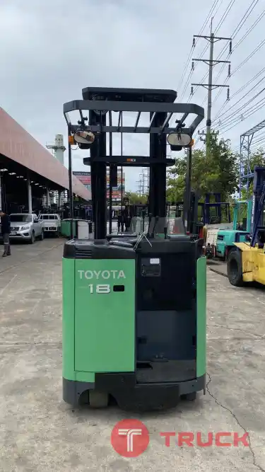 TOYATA 7FBRS18 ฟลูฟรี ปี 2018 ขนาด 1.8 ตัน เสา 3 ท่อน ยกสูงถึง 6 เมตร