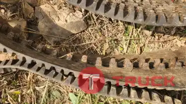 ขาย แทรคยาง มือสอง เก่านอก เบอร์ 300x72x40 ข้อ ใส่รถบรรทุกตะขาบ รถดันดิน ดันปุ๋ย การเกษตร คู่ละ7,800 บาท