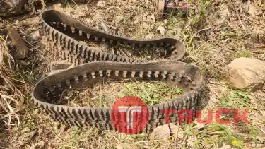 ขาย แทรคยาง มือสอง เก่านอก เบอร์ 300x72x40 ข้อ ใส่รถบรรทุกตะขาบ รถดันดิน ดันปุ๋ย การเกษตร คู่ละ7,800 บาท