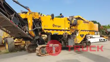 รถกัดถนน Wirtgen W2200