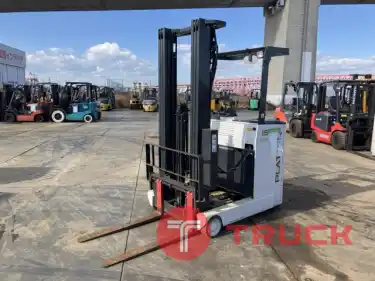 รถยกไฟฟ้ายืนขับ NICHIYU ปี 2019 รุ่น 85 ขนาด 1.5 ตัน ฟลูฟรี เสา 3 ท่อน ยกสูง 5.5 เมตร ความยาวงา 1070 มม. ชั่วโมงใช้งานน้อย