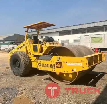 รถบด 10 ตัน 2 เพลา Sakai SV520D