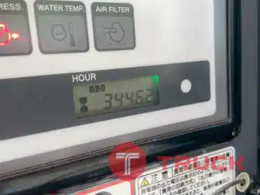 เครื่องปั่นไฟ 25KVA DENYO DCA25LSK 3446ชั่วโมง โทร 0806565422 หนิง