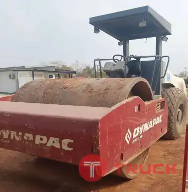 รถบด 20 ตัน DYNAPAC CA610D