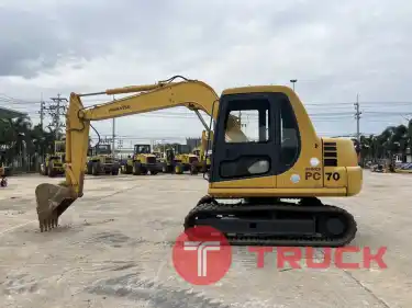 KOMATSU PC70-7E นำเข้าจากญี่ปุ่น สภาพพร้อมใช้งาน สนใจโทร. 089-0050007 คุณชญานิน หรือ Add LINE ID @sangenjp www.sangenjp.com www.nmc99.com