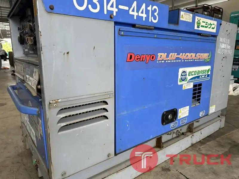 DLW400LSWE - เครื่องเชื่อม ดีเซล น้ำหนัก 500kg.เชื่อมได้ 2-8มิล by OEKshop