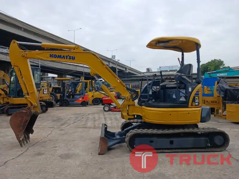 KOMATSU PC35MR-2 นำเข้าจากญี่ปุ่น สภาพพร้อมใช้งาน สนใจโทร. 089-0050007 คุณชญานิน หรือ Add LINE ID @sangenjp www.sangenjp.com www.nmc99.com