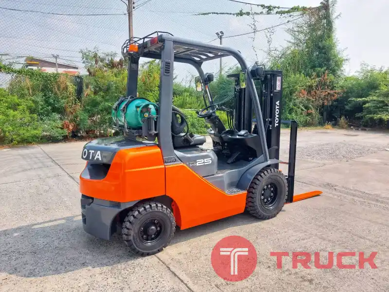 ขายรถโฟล์คลิฟท์มือสองญี่ปุ่น TOYOTA 8FG25FSV40