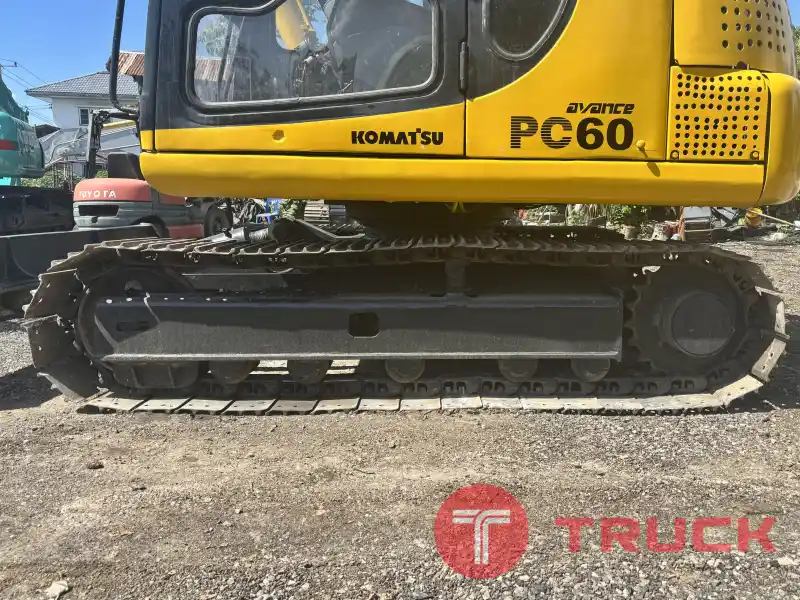 รถขุด KOMATSU PC60-7