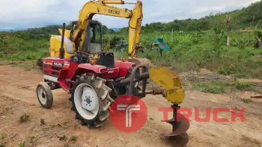 รถแทรกเตอร์ 19 แรง พร้อมหัวสว่านเจาะหลุม มาจากญี่ปุ่นทั้งเซ๊ต แข็งแรง ใช้เจาะหลุมปลูกต้นไม้ งานเกษตร สะดวกสบาย ประหยัดแรงงาน