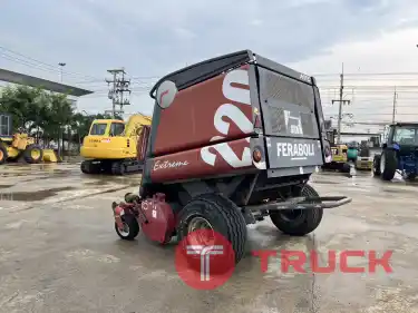 รถมวนหญ้าใส่รถแทรคตอร์ นำเข้าจากญี่ปุ่น สภาพพร้อมใช้งาน สนใจโทร. 089-0050007 คุณชญานิน หรือ Add LINE ID @sangenjp www.sangenjp.com www.nmc99.com