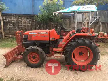 ขายรถไถKubota L3408 4wdสภาพเดิมใช้งานน้อยพร้อมเล่มทะเบียนตัวกับชุดดันดินราคา158,000บาทโทร088-9049322จัดไฟแน๊นซ์ได้