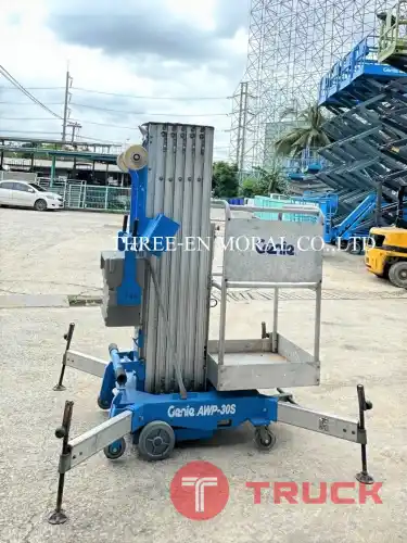รถกระเช้า Personal Lift Genie AWP30S