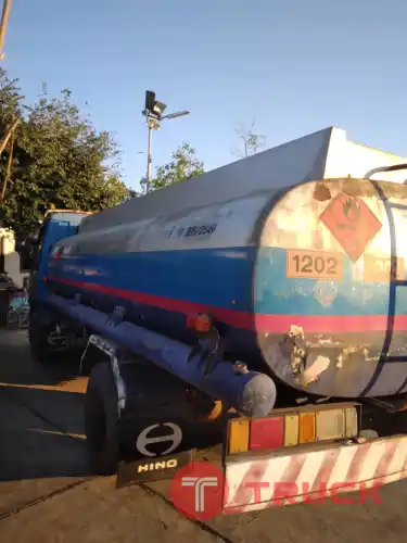 รถบรรทุกน้ำมัน หรือนำไปทำรถน้ำ มิสซู 6ล้อ แคนเตอร์ ถัง8000ลิตร เกียร์ ช่วงล่างดี ชุดโอน 355 0813561288 โทรและไลย์ ดูรถที่หนองบัวลำภู