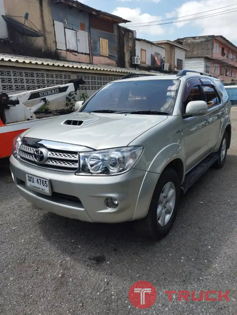 Toyota Fortuner 3.0V AT 4WD ปี09.