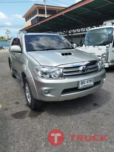 Toyota Fortuner 3.0V AT 4WD ปี09.