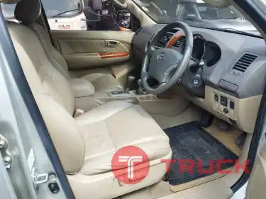 Toyota Fortuner 3.0V AT 4WD ปี09.