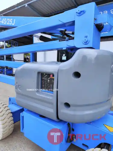 รถกระเช้า Boom Lift Genie Z45-25J