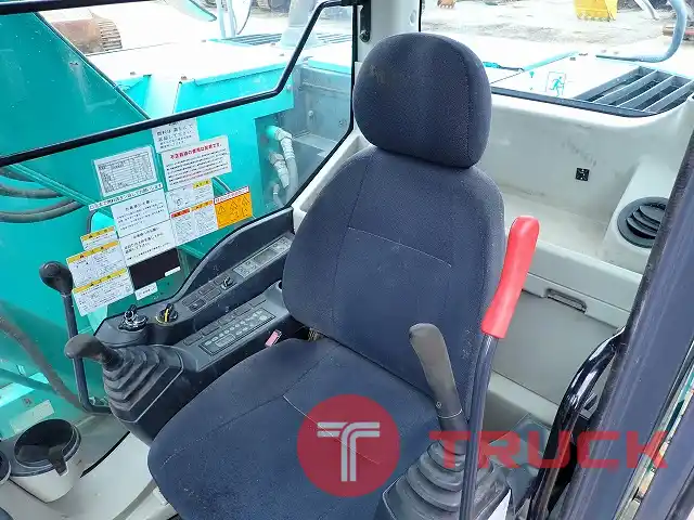 Kobelco SK75SR รุ่น3 ปี2014 มีใบมีด ลายหัวเจาะ โทร 080 6565422 หนิง